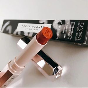 Sold🥳 Fenty beauty freckle Flesta lipstick